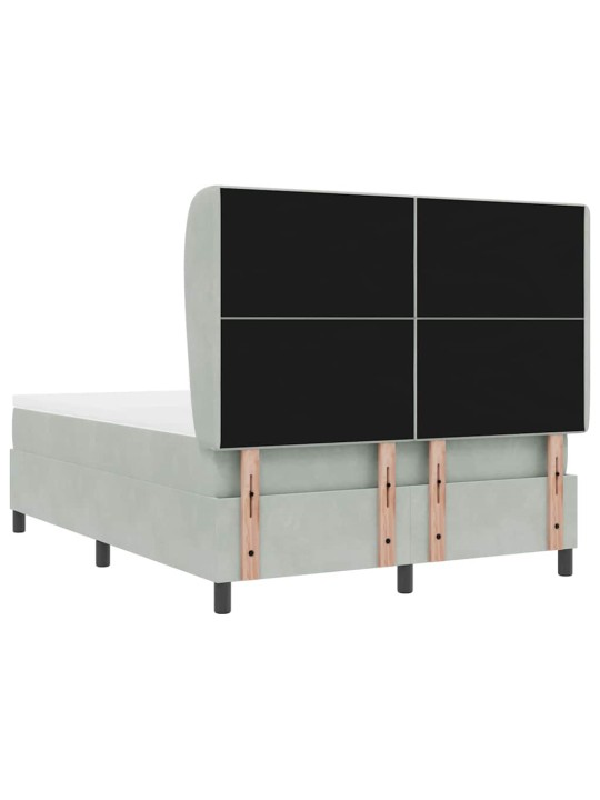 Kontinentaalvoodi madratsi ja peatsiga helehall 140 x 190 cm samet