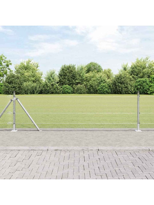 Aed koos postidega hõbedane 0.4 x 25 m teras
