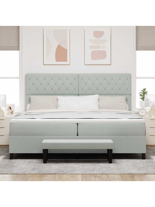 Kontinentaalvoodi madratsi ja peatsiga helehall 200 x 200 cm samet